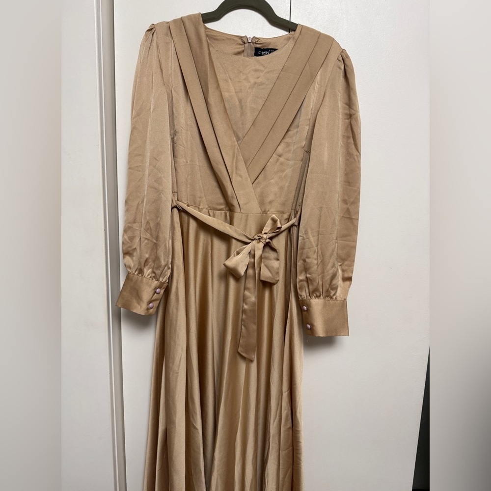 Long Sleeve Tie-Waist Maxi Dress in light Camel beige Size 12 A-line - Picture 2 of 9